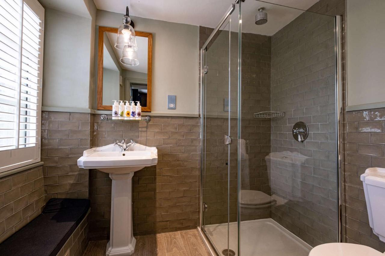 فندق The Bell & Stuart House Stow-on-the-Wold المظهر الخارجي الصورة
